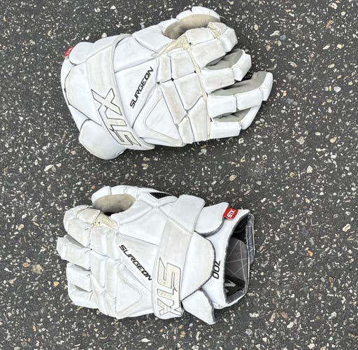 STX Surgeon 700 Lacrosse Gloves (Used)