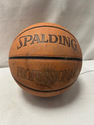 Used Spalding Basketball Adult Outdoor 11490-s000268860