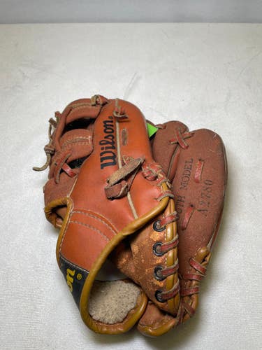 Used Wilson A2780 Bb Sb Glove Rh Throw Brown 9" 11490-s000255495