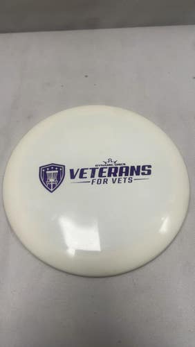 Used Dynamic Discs Fuzion Sergeant Disc Golf Driver White 11490-s000268310