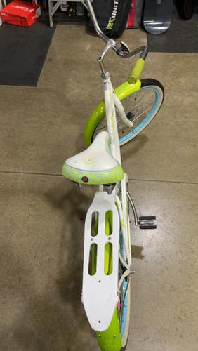 Used Schwinn Sanctuary Cruiser Bike Womens White 15-16" - Sm Frame 11605-s000186097