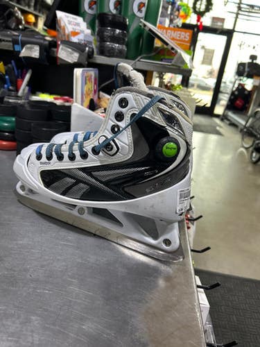 Used Reebok 16k Intermediate Goalie Skate Intermediate 5.5 11605-c000211448