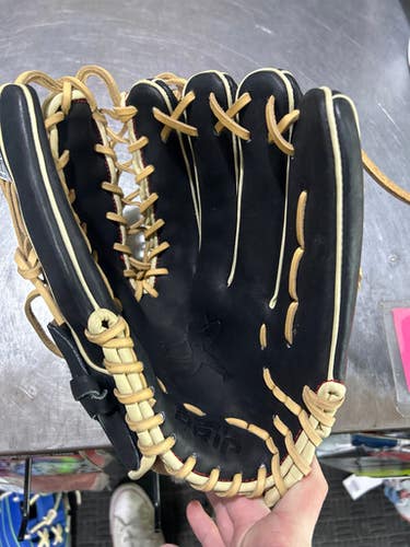 Used Sportz Drip Trapeze Style Bb Sb Glove Rh Throw Black 12 3 4" 11605-s000218762