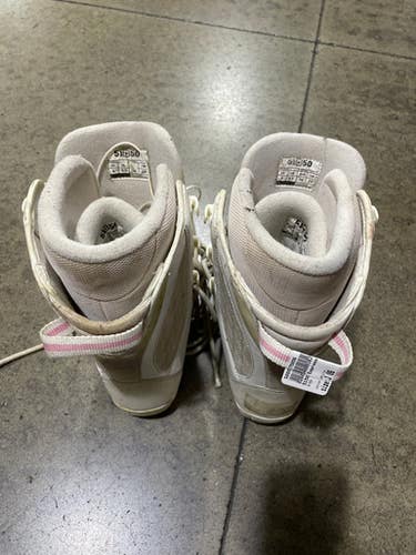 Used 5150 Girls Snowboard Boots White Junior 06 11605-s000175856