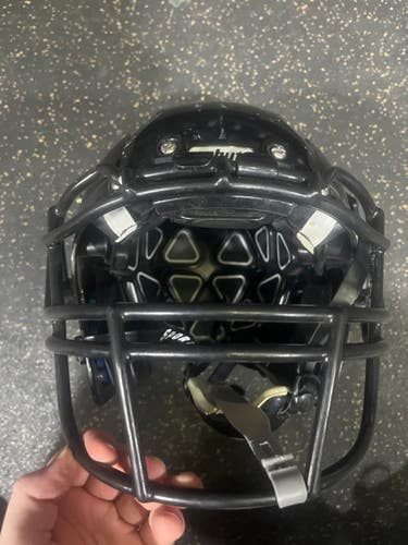 Used Schutt Youth Vengence Fb Helmet Black Sm 11605-s000186839