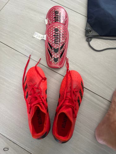 Red Men's Size M 6.0 (W 7.0) Adidas Predator freak.3 Turf Cleats Cleats (Used)