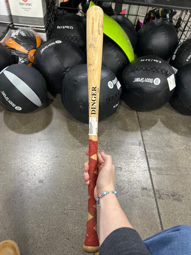 Used Dinger B-271y Bb Sb Wood Bat 31" 11605-s000194509