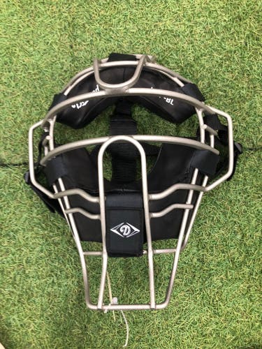 Adult Diamond Catcher's Mask (New)
