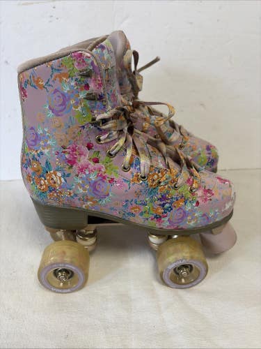 Girls Womens Size 5 IMPALA Roller Skates.