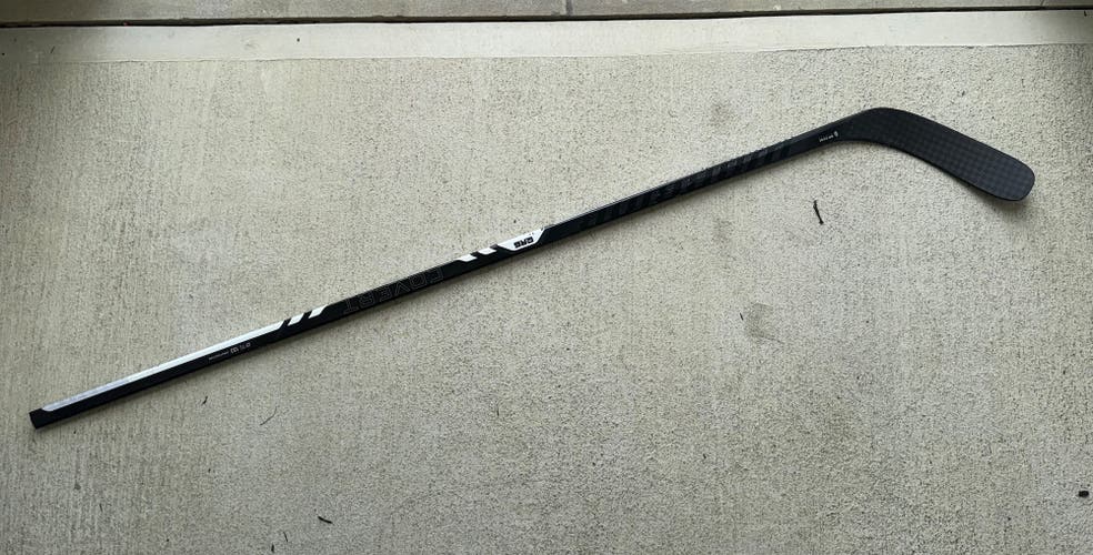 Intermediate Warrior Covert QR6T Right Handed Hockey Stick W88 55 Flex (Used)