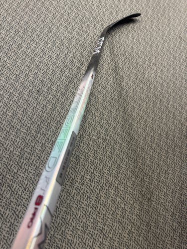 Senior CCM JetSpeed FT8 Pro Left Hand Hockey Stick P28+1/4 65 Flex (New)