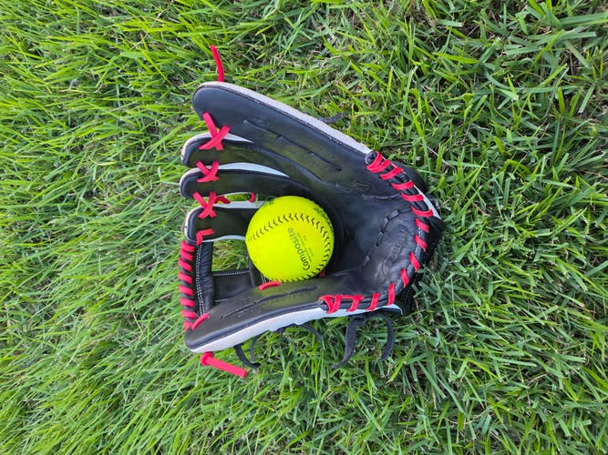 Mizuno RH MVP Prime Softball Glove 12.5"