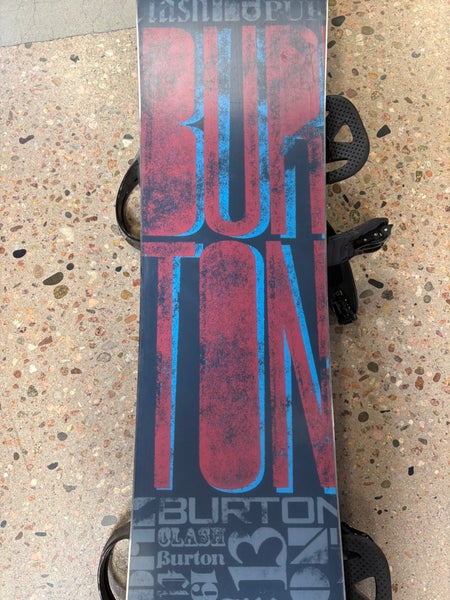 Burton Clash 158cm Snowboard | Large Burton Freestyle Bindings