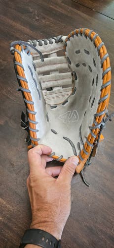 2024 44 Pro RH First Base RB5 Softball Glove 12.5" (Used)