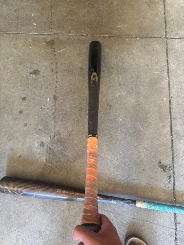 2025 Baum Gold Stock Wood Composite Bat (-3) 30 oz 33" (Used)