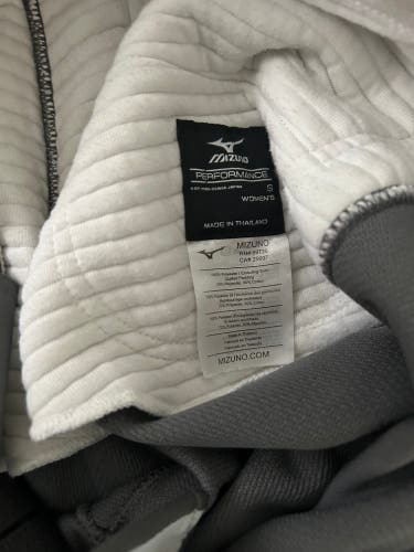 Gray Women's Small Adult Mizuno Game Pants (Used)