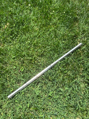 Vintage Warrior Titan Classic Lacrosse Shaft