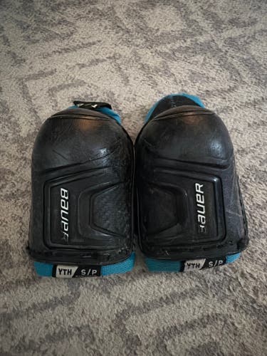 Youth Small Bauer Elbow Pads (Used)
