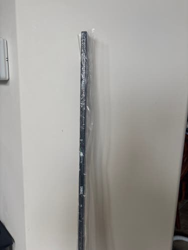 Senior Bauer Vapor Flylite Right Handed Hockey Stick P92 65 Flex Pro Stock (New)