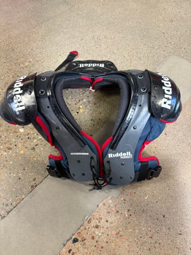 Extra Large Youth Riddell Pursuit Shoulder Pads (Used)