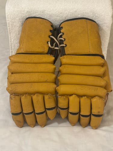 Vintage Cooper Model 9 Natural Tan Leather 13” Senior Men’s Ice Hockey Gloves