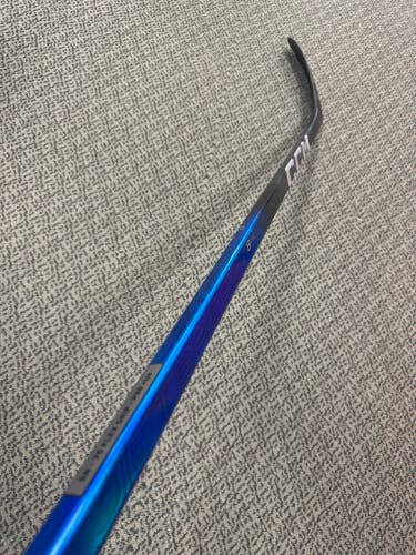 Senior Blue CCM JetSpeed FT8 Pro Right Handed Hockey Stick P28+1/4 75 Flex (New)