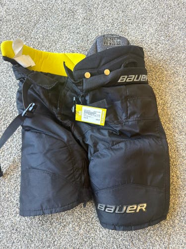 Junior XL Bauer Supreme 2S Pro Hockey Pants (Used)
