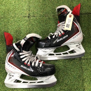 Senior Bauer Vapor Fly30 Hockey Skates Regular Width 7.5 (Used)