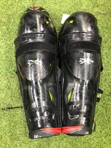 Junior Bauer Vapor 2X Pro Shin Pads 12" (Used)