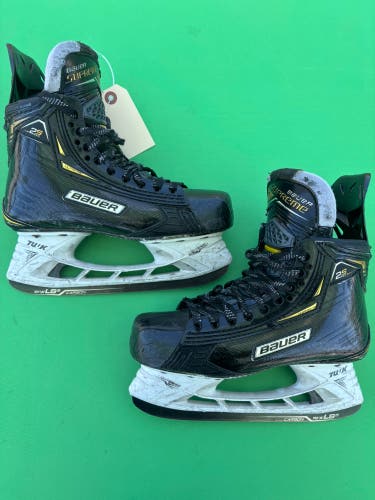 Junior Bauer Supreme 2S Pro Hockey Skates Regular Width Size 3.5