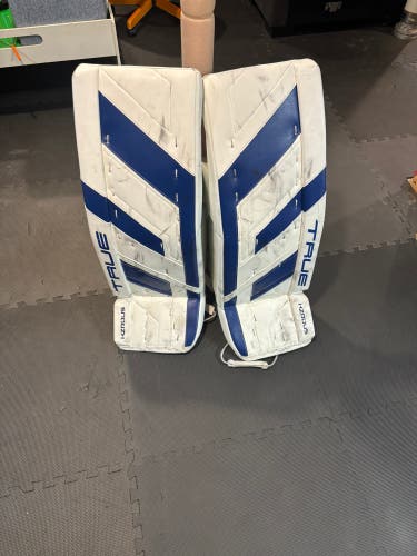 34" True HZRDUS 9x4 Goalie Leg Pads (Used)