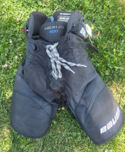 Black Women's Small Bauer Nexus 800 Hockey Pants
