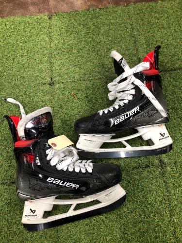 Intermediate Bauer Vapor X5 Pro Hockey Skates 6.5 (Used)