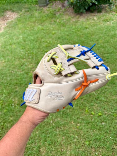 Marucci Ascension RH Infield Baseball Glove 11.5" (Used)