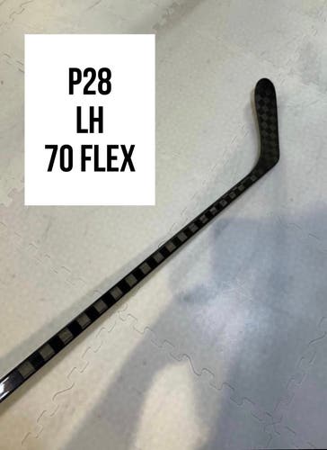 Senior(1x)Left P28 70 Flex ProBlackStock™ Unbranded Blackouts Pro Stock Nexus Hockey Sticks
