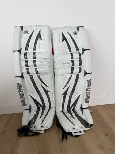 Vaughn Velocity V4 7900 Goalie Leg Pads (Used)