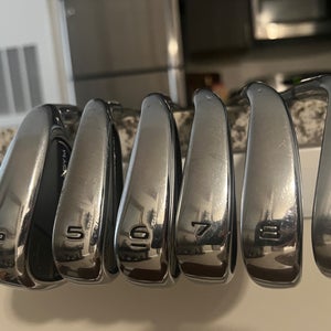 Men's 2023 Callaway Paradym Right Handed Iron Set Stiff Flex (Used)