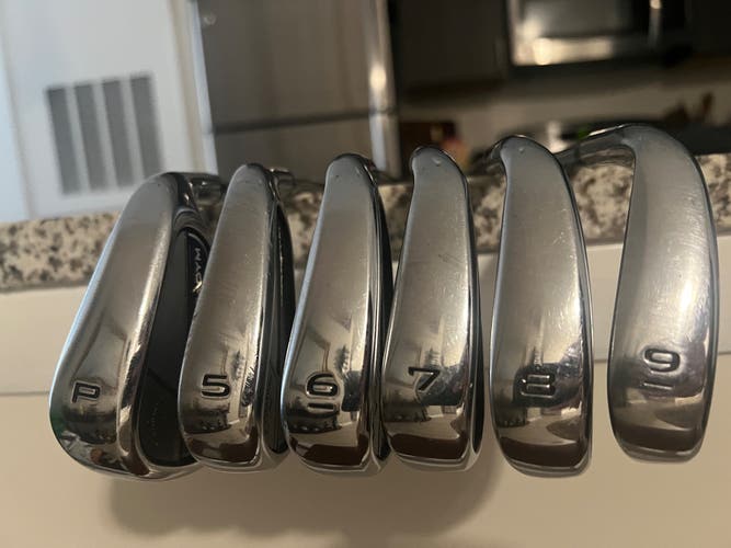 Men's 2023 Callaway Paradym Right Handed Iron Set Stiff Flex (Used)