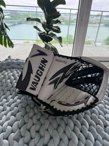 2015 Vaughn Velocity 7450 Regular (Used)