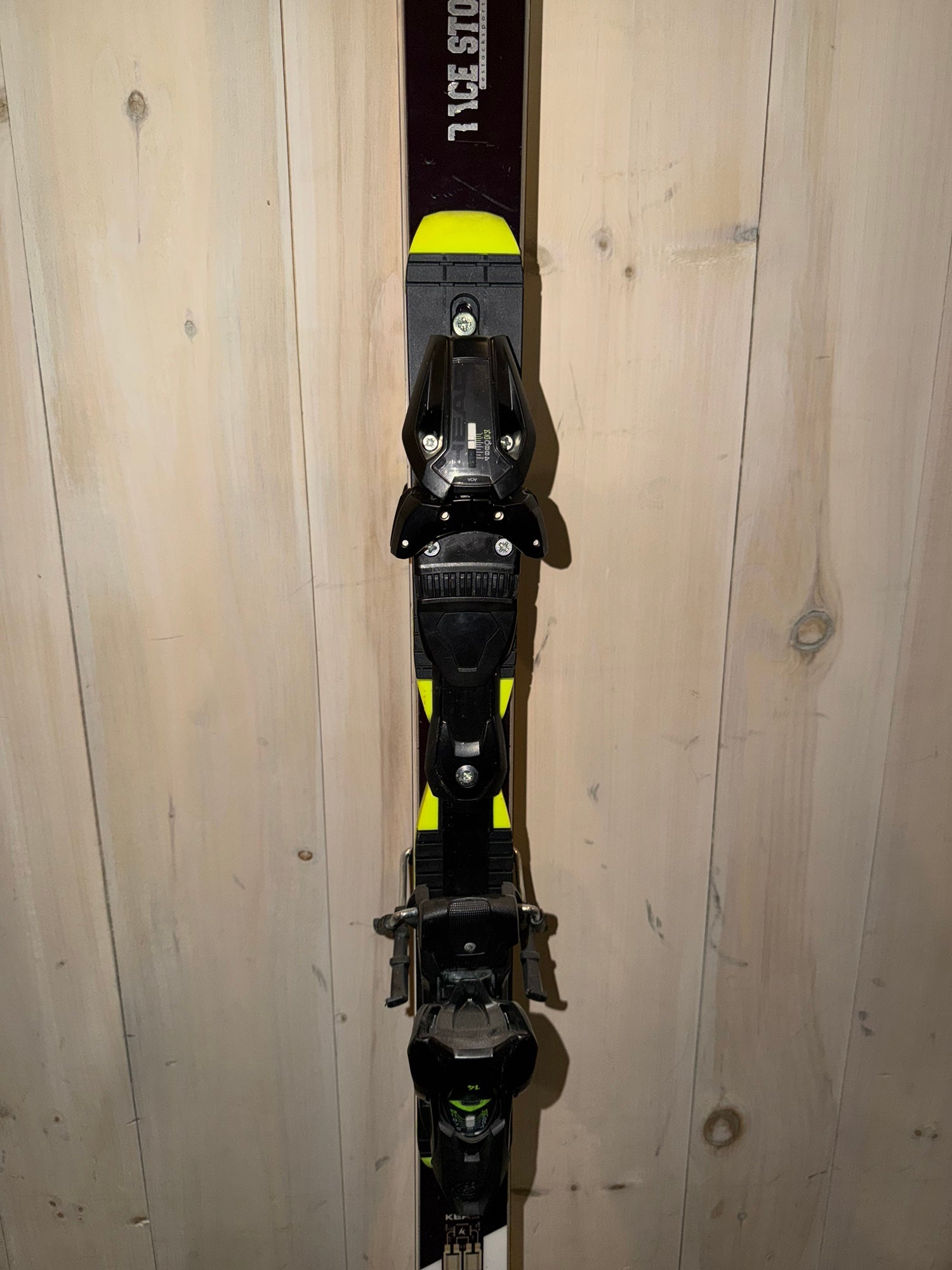 Head Big Easy Adult Skis with Bindings - 150 cm Used