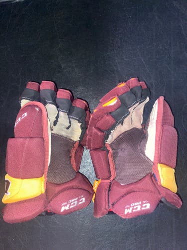 CCM Tacks 4 Roll Pro Gloves 14" Pro Stock (Used)