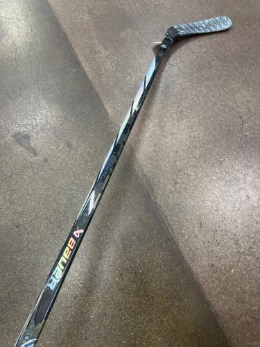 Senior Bauer Proto-R Hockey Stick Right Handed P92 70 Flex (Used)