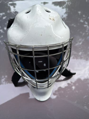 Junior Large Vaughn Vision VM Goalie Mask (Used)