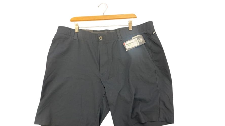 Under Armour HeatGear Golf Shorts Navy New With Tags Size 42