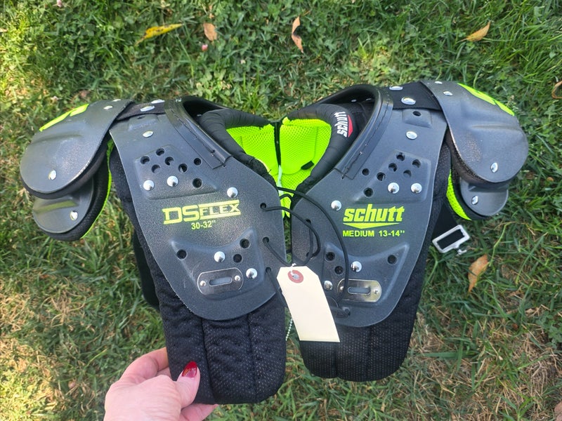 Medium Youth Schutt DS Flex Shoulder Pads