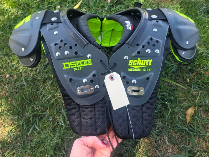 Medium Youth Schutt DS Flex Shoulder Pads