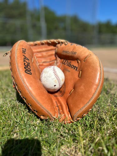 Wilson A2500 Catcher's Mitt - 90's tank build - Cleaned/Conditioned/Game-ready
