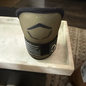Green EvoShield Elbow Guard Elbow Protection (Used)