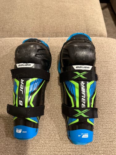 Youth Bauer X 9" Shin Pads (Used)