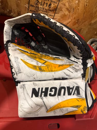 Vaughn Velocity 7406 Regular Pro Stock (Used)